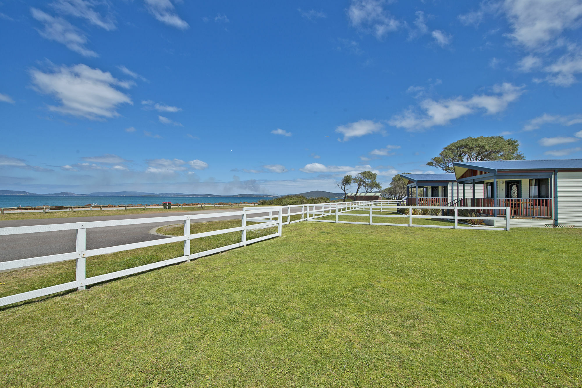 Acclaim Rose Gardens Beachside Holiday Park Albany Exterior photo