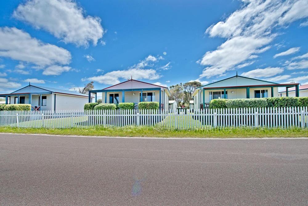 Acclaim Rose Gardens Beachside Holiday Park Albany Exterior photo